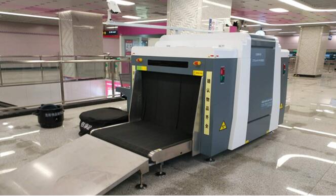 安檢機的<a href='http://m.dsjvvrk.cn/' target='_blank'><u>工業(yè)皮帶</u></a>運輸?shù)膱D片