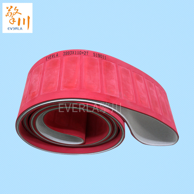 橡膠<a href='http://m.dsjvvrk.cn/shusongdai/' target='_blank'><u>輸送帶</u></a>圖片1
